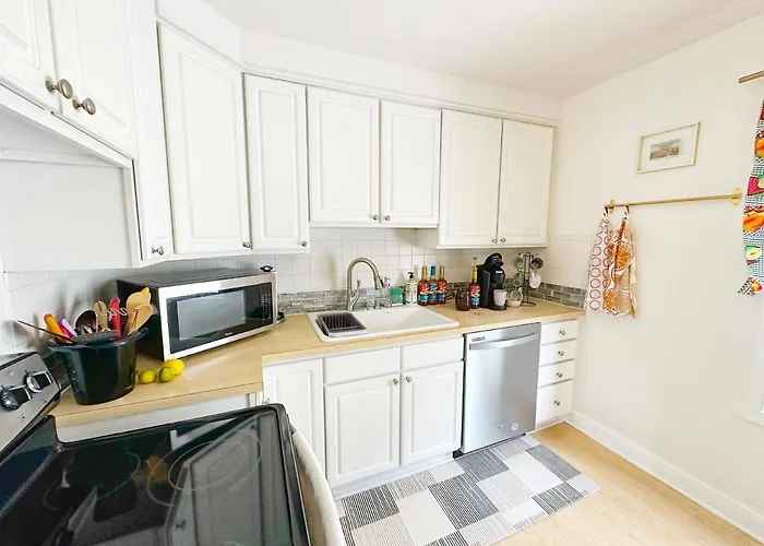 Cozy, Private Loft 15 Min Away From Downtown Detroit